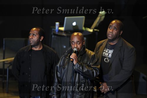 Amsterdam 8 januari 2011
Herdenkingsdienst en begrafenis in stadschouwburg en zorgvlied van Bobby Farell. Gipsy Kings
Peter Smulders bv