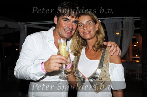 Curacao 31 december 2010
Jeroen v d Boom met zijn vrouw Dany en zoons Daan en Luuk op vakantie op Curacao.
Peter Smulders bv