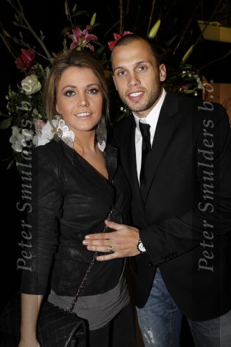 Amsterdam 13 december 2010
Johnny en Charlotte Heitinga op de miljonairsfair. Charlotte is drie maanden zwanger
Peter Smulders bv