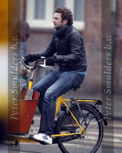Amsterdam 7 januari 2011
Kluun op de fiets.
Peter Smulders bv