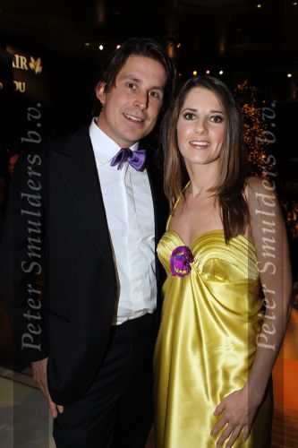 Amsterdam 9 december 2010
Miljonair fair in de RAI. Brooke Shields opent de fair samen met Yves Gijraths. Lodewijk Hoekstra met vriendin
Peter Smulders bv