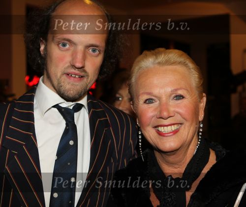 Tilburg, 9 December 2010
Premiere TOON
Loeki Knol met nieuwe partner
Foto Peter Smulders BV