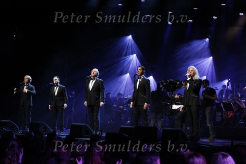 Amsterdam 6 december 2010
Optreden Los Angeles the voices met oa Gordon in carre.
Peter Smulders bv