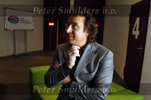 Hilversum 11 januari 2011
Uitreiking 100% NL awards bij de wereldomroep. Marco Borsato
Peter Smulders bv