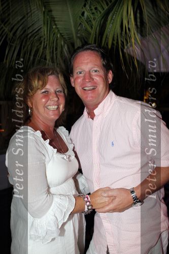 Curacao 1 januari 2010
Mario Been met zijn vrouw Astrid op nieuwjaarsfeest Mambo Beach.
Peter Smulders bv