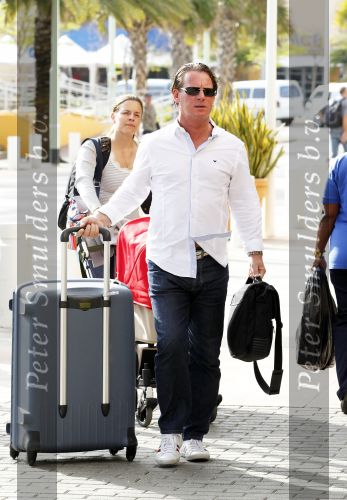 Curacao 2 januari 2010
Mario Been op vliegveld van Hato.
Peter Smulders bv