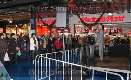 Roermond, 11 December 2010
Optreden Martin Hurkens bij de MediaMarkt
Foto Peter Smulders BV