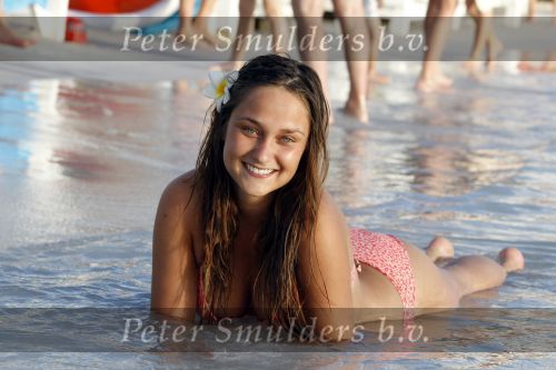 Curacao 24 december 2010
Melody en haar moeder Patricia Klaver samen op vakantie op Curacao.
Peter Smulders bv