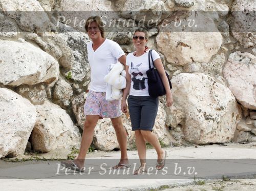 Curacao 31 december 2010
Nick Nielsen met zijn vriendin op curacao.
Peter Smulders bv