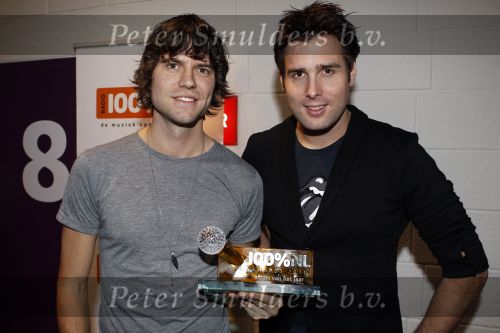 Hilversum 11 januari 2011
Uitreiking 100% NL awards bij de wereldomroep. Nick en Simon
Peter Smulders bv