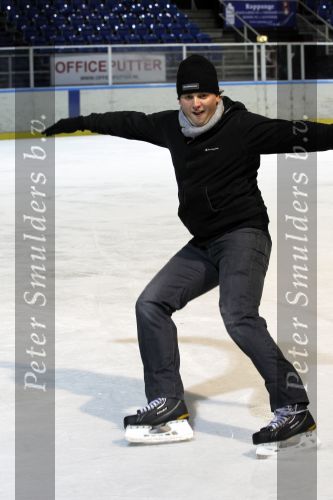 Amsterdam 4 januari 2011
Patty Brard en haar vriend Nicky v Dam schaatsend op de Jaap eden baan.
Peter Smulders bv