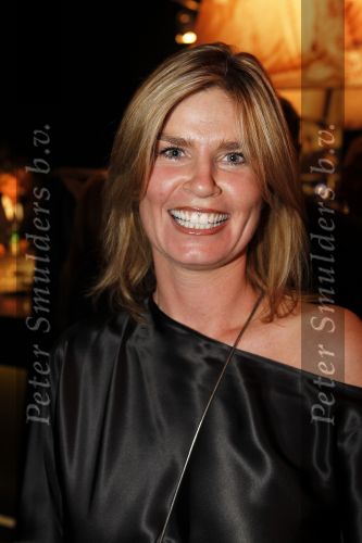 Amsterdam 9 december 2010
Miljonair fair in de RAI. Brooke Shields opent de fair samen met Yves Gijraths. Patricia Rietveld met vriend
Peter Smulders bv