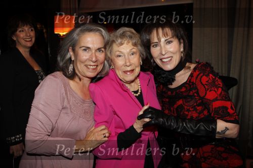 Amsterdam 15 december 2010
Presentatie boek Patricia Steur in het college hotel. Patricia met moeder en zus
Peter Smulders bv