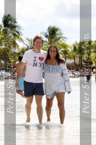 Curacao 31 december 2010
Patty Brard met vriend/verloofde Antoine bij Lions dive op Curacao.
Peter Smulders bv