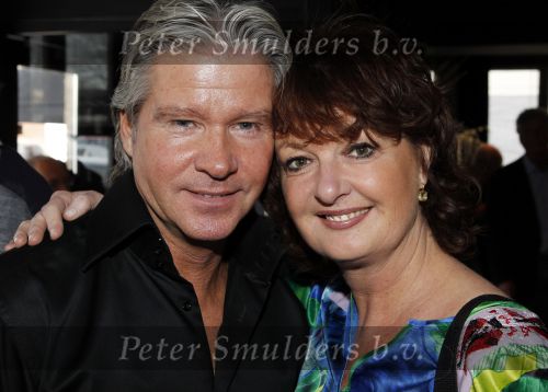 Amsterdam 7 december 2010
Presentatie boek Dries Roelvink bij la Brochette. Patty Harpenau
Peter Smulders bv