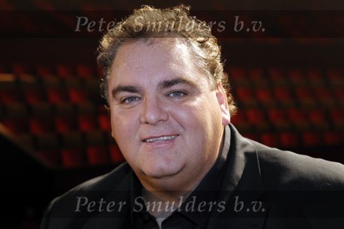 Amsterdam 8 december 2010
Peter Beense 25 jaar artiest . Hij viert dat met een concert in Carre.
Peter Smulders bv