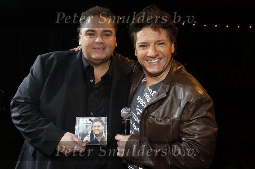 Amsterdam 8 december 2010
Peter Beense 25 jaar artiest . Hij viert dat met een concert in Carre. Rene Froger
Peter Smulders bv