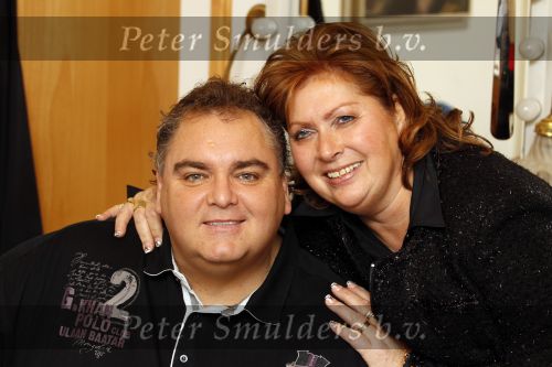 Amsterdam 8 december 2010
Peter Beense 25 jaar artiest . Hij viert dat met een concert in Carre. Peter met zijn vrouw en dochter
Peter Smulders bv