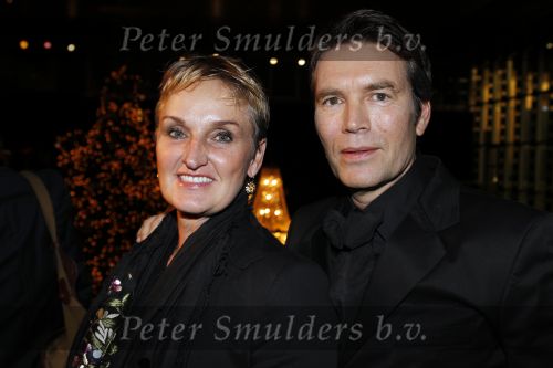 Amsterdam 9 december 2010
Miljonair fair in de RAI. Brooke Shields opent de fair samen met Yves Gijraths. Piet Boon met zijn vrouw
Peter Smulders bv