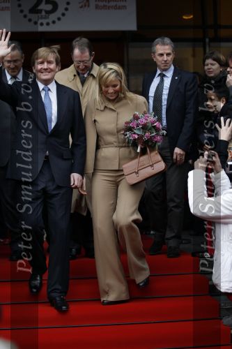Rotterdam 12 december 2010
Prins Willem Alexander en prinses Maxima bezoeken musical in Rotterdam.
Peter Smulders bv
