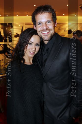 Amsterdam 6 december 2010
Premiere Simone Kleinsma in het nieuwe de la mar theater. Renee v Kooten met vrouw
Peter Smulders bv