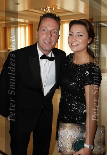 Scheveningen 13 december 2010
Society lunch in het kurhaus. Rob Geus met een kennis Peggy genaamd
Peter Smulders bv