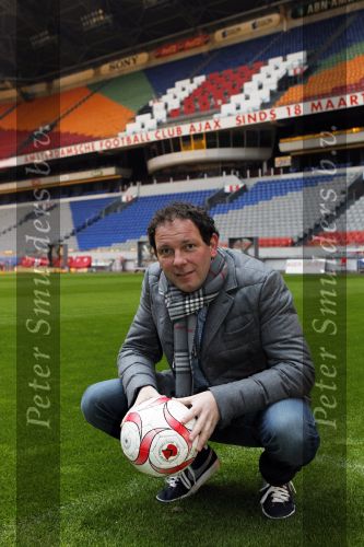 Amsterdam 7 januari 2011
Robert Leroy en George The van Volendam music in de arena.
Peter Smulders bv