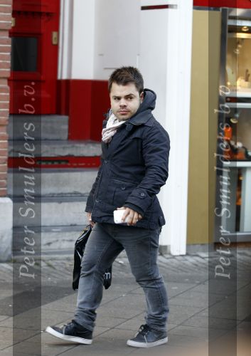 Amsterdam 15 december 2010
Roel v Velzen aan het winkelen op de pc hooftstraat
Peter Smulders bv