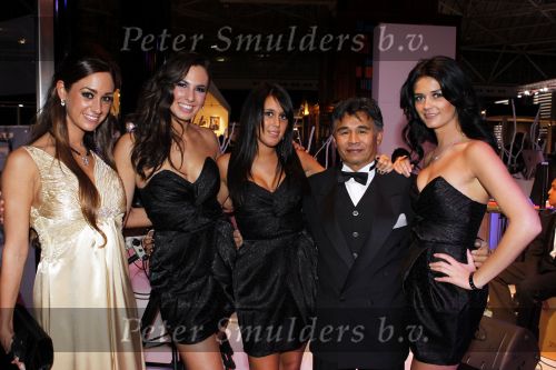 Amsterdam 9 december 2010
Miljonair fair in de RAI. Brooke Shields opent de fair samen met Yves Gijraths. Rudy Deighton
Peter Smulders bv
