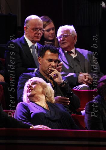 Amsterdam 6 december 2010
Optreden Los Angeles the voices met oa Gordon in carre. Ruud Gullit in koninklijke Loge
Peter Smulders bv