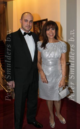 Tilburg, 9 December 2010
Premiere TOON
Sandra Reemer met Luc Weegels
Foto Peter Smulders BV
