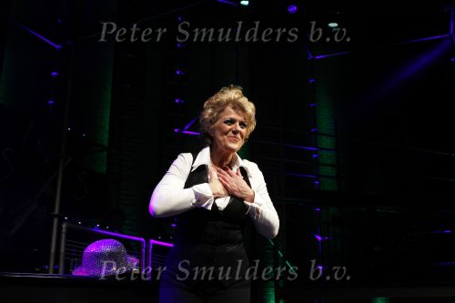 Amsterdam 6 december 2010
Premiere Simone Kleinsma in het nieuwe de la mar theater.
Peter Smulders bv