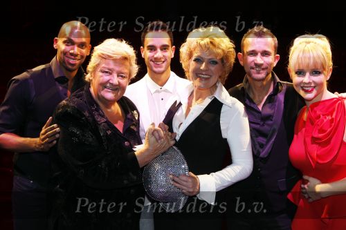 Amsterdam 6 december 2010
Premiere Simone Kleinsma in het nieuwe de la mar theater.
Peter Smulders bv