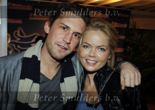 Amsterdam 2 november 2010
Premiere Holiday on ice bij de RAI en de zuidpool. Sita met een vriend
Peter Smulders bv