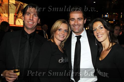 Amsterdam 9 december 2010
Miljonair fair in de RAI. Brooke Shields opent de fair samen met Yves Gijraths. Sven Hissink met vrienden
Peter Smulders bv