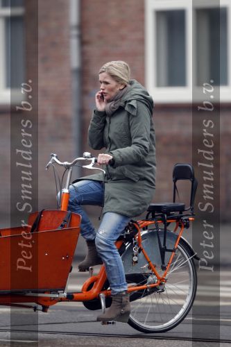 Amsterdam 7 januari 2011
Tooske Ragas op de bakfiets.
Peter Smulders bv