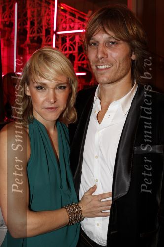 Amsterdam 13 januari 2011
Uitreiking Elle style awards in de stadsschouwburg. Wende Snijders met vriend
Peter Smulders bv