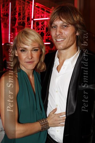 Amsterdam 13 januari 2011
Uitreiking Elle style awards in de stadsschouwburg. Wende Snijders met vriend
Peter Smulders bv