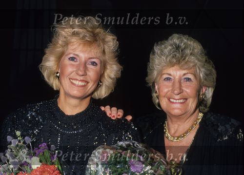 Willeke Alberti
met moeder Ria Alberti
Foto Peter Smulders BV