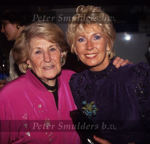 Willeke Alberti
met moeder Ria Alberti
Foto Peter Smulders BV