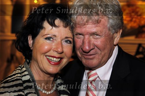 Amsterdam 6 januari 2011
Premiere Volendam in het nieuwe de la mar. Willibrord Frequin met nieuwe vriendin
Peter Smulders bv