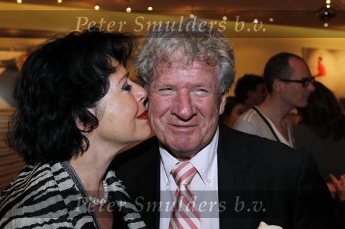 Amsterdam 6 januari 2011
Premiere Volendam in het nieuwe de la mar. Willibrord Frequin met nieuwe vriendin
Peter Smulders bv