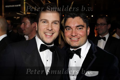 Amsterdam 9 december 2010
Miljonair fair in de RAI. Brooke Shields opent de fair samen met Yves Gijraths. Winston Gerschtanowitz met Eddy Prescan
Peter Smulders bv
