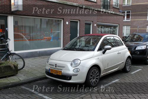 Amsterdam 14 december 2010
Nieuwe woning van zangeres Do (Dominique v Hulst)
Peter Smulders bv