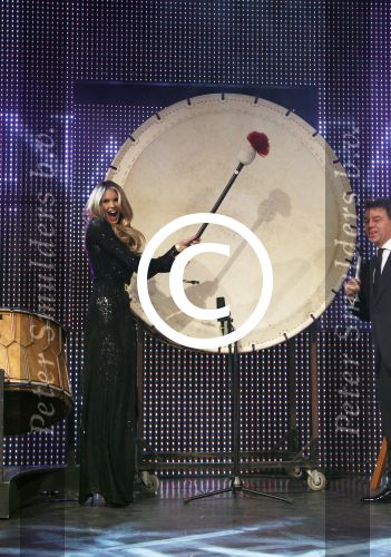 Amsterdam 8 december 2011
Openings en VIP avond van de miljonairfair in de RAI. Elle Macpherson en Yves Gijraths
Peter Smulders bv