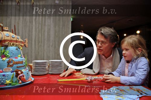 Tiel 08 Januari 2012
Premiere Piet Piraat 3D.  Emile Ratelband met dochter dochter Royce Romee.
Peter Smulders bv