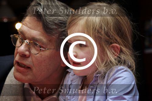 Tiel 08 Januari 2012
Premiere Piet Piraat 3D.  Emile Ratelband met dochter dochter Royce Romee.
Peter Smulders bv