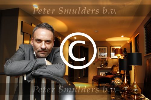 Huizen 22 december 2011
Eric Kuster in zijn huis/showroom.
Peter Smulders bv