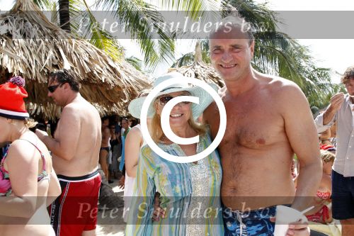 Curacao 1 januari 2012
Erik de Vlieger met zijn vrouw op Zanzibar.
Peter Smulders bv