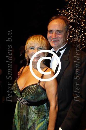Amsterdam 8 december 2011
Openings en VIP avond van de miljonairfair in de RAI. Erik de Vlieger  met vrouw en kinderen
Peter Smulders bv